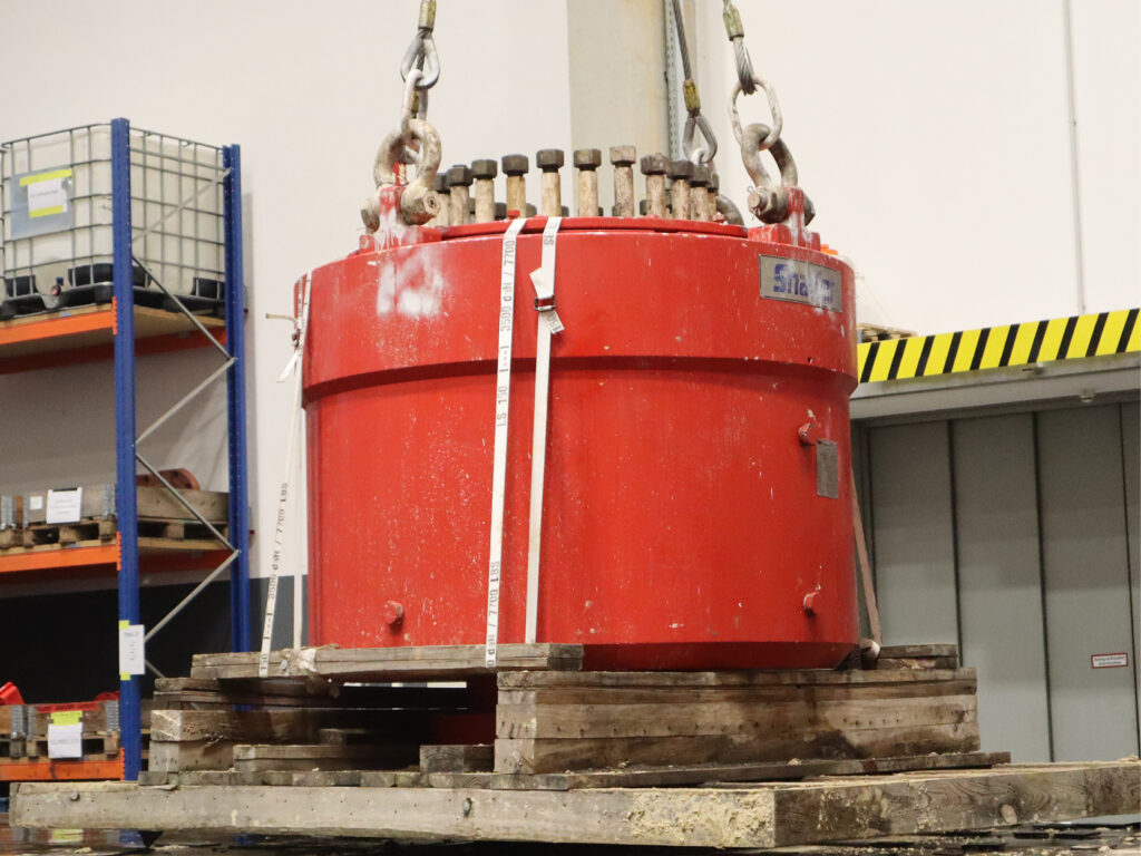 Blue_barrel_reference_streicher_shaffer_spherical